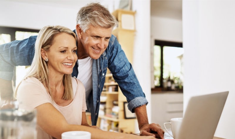 Online Short-Term Loans with a Direct Lender